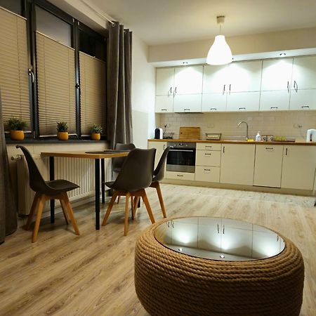 Apartament Czerwone Maki Krasków Exterior foto